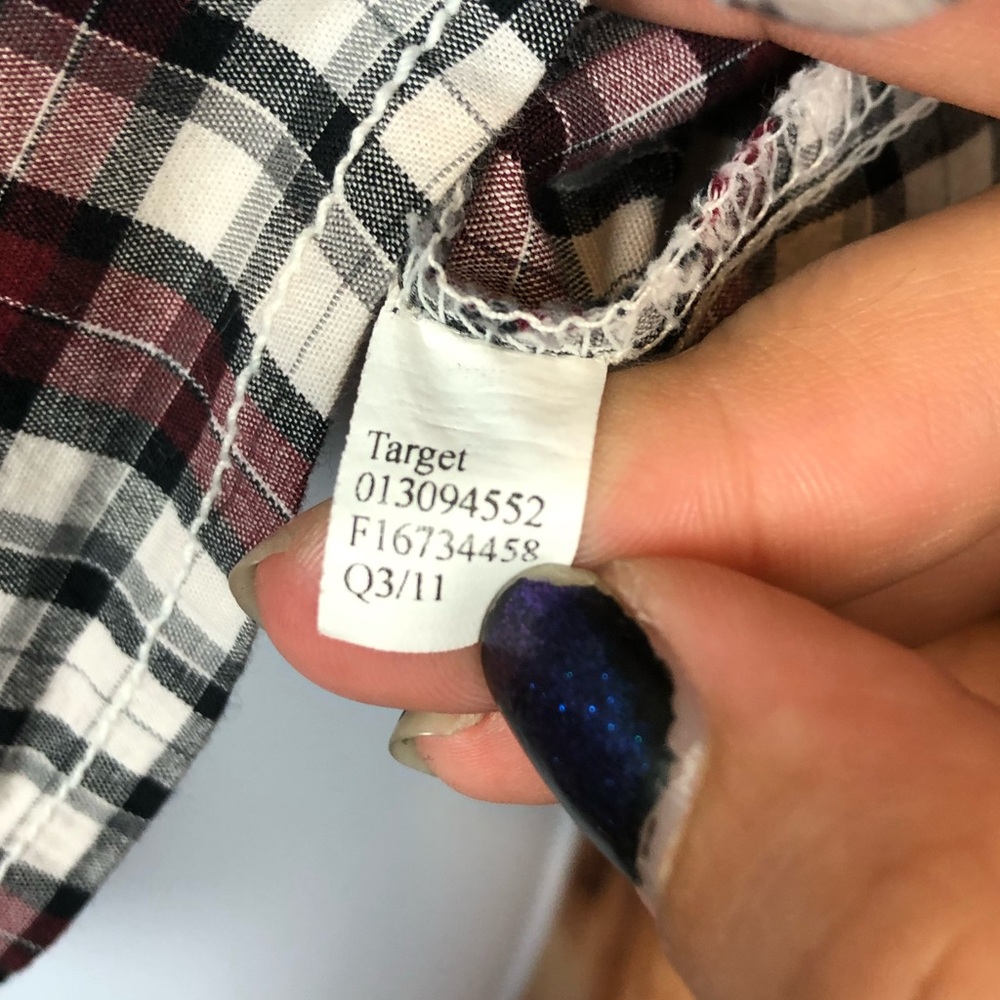 Mossimo Plaid Button Down Collared Long Sleeve Shirt - Picture 7 of 8